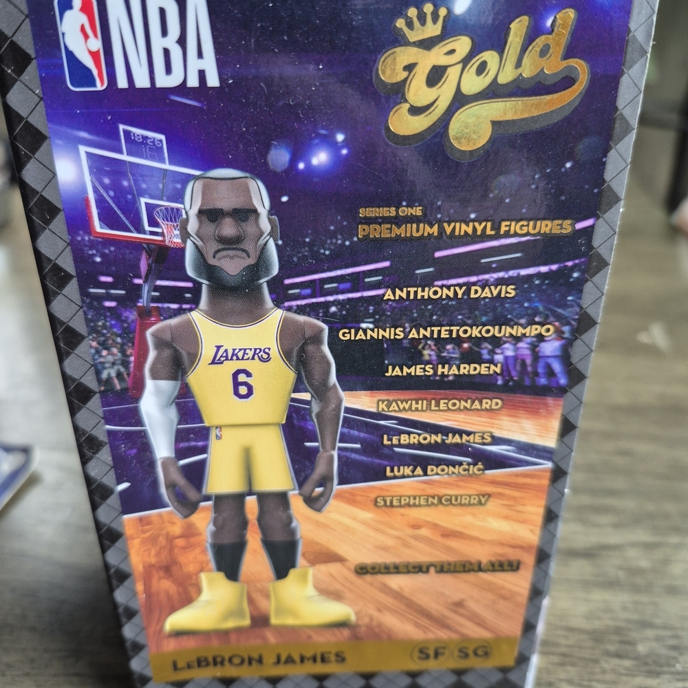 Collectible Lebron James Figurines Lakers Jersey Gold Space Jams Pop Up McDonald - Picture 5 of 14